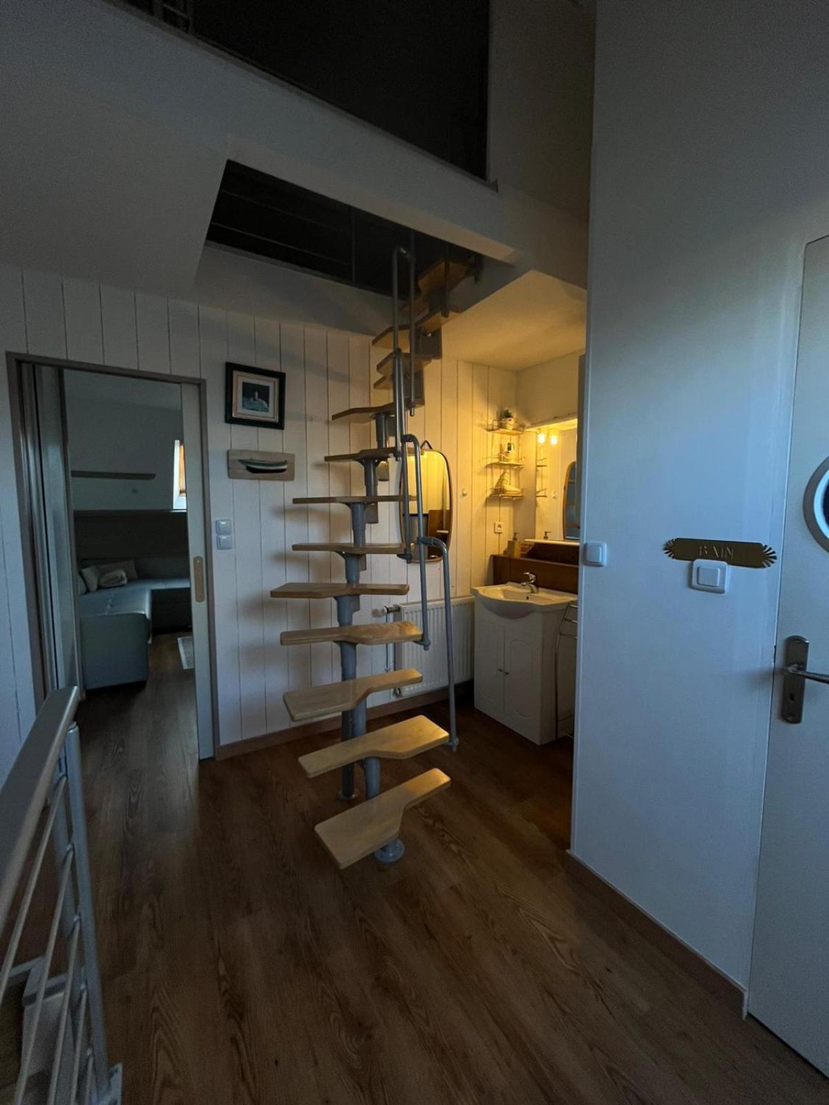 שרבורג Appartement Type Loft Avec Terrasse מראה חיצוני תמונה